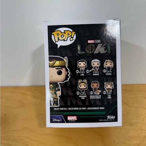 Funko Kid Loki Bobble-Head in Green and Gold - Picture 2 of 2